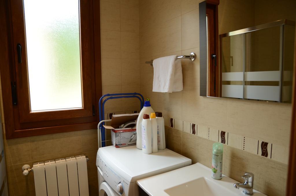 Apartamentos El Rincon De Limes Cangas De Narcea Luaran gambar